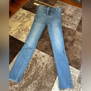 Abercrombie High Rise Jean Legging; size 27
